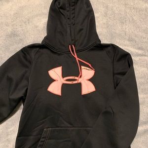 Under Armor sweatshirt